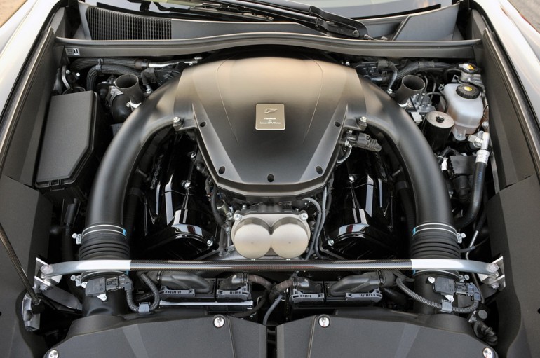 Lexus_LFA_motor_triodriverblog_03