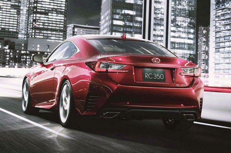 Lexus RC u gradu