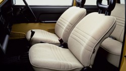 nissan be-1 enterijer