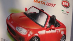 Mazda MX-5 Miata model pakovanje