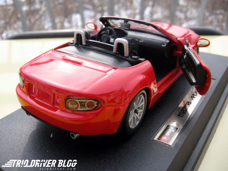 Mazda_MX-5_Miata_triodriverblog_28