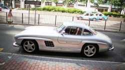 Mercedes Benz 300SL Gullwing