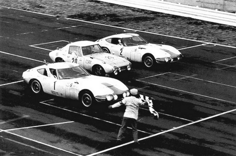 oyota Sport 800 2000GT Fuji