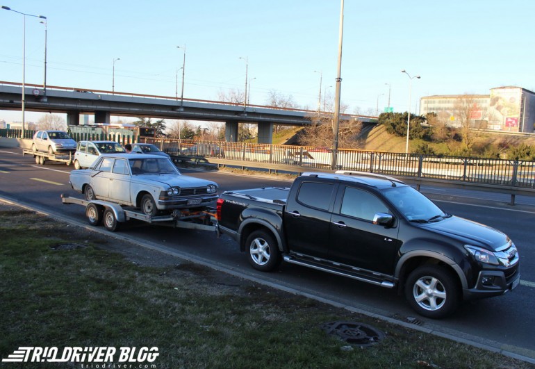Isuzu_dmax_vuce_toyotu_crown_triodriverblog_03