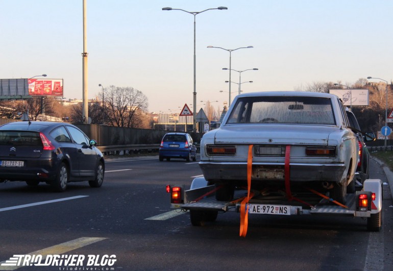 toyota_crown_na_prikolici_triodriverblog_04