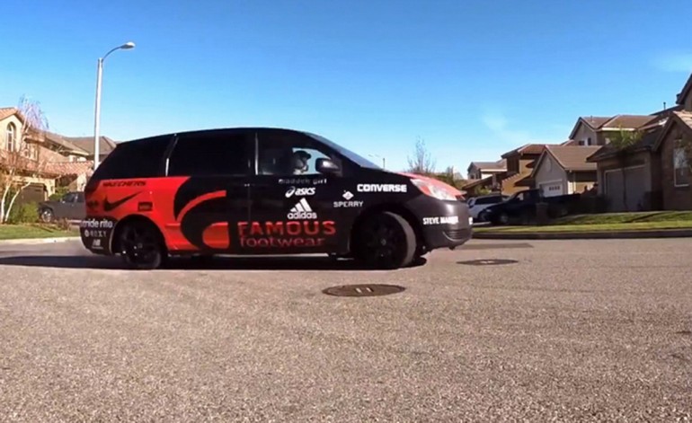 Toyota SIenna Momkhana